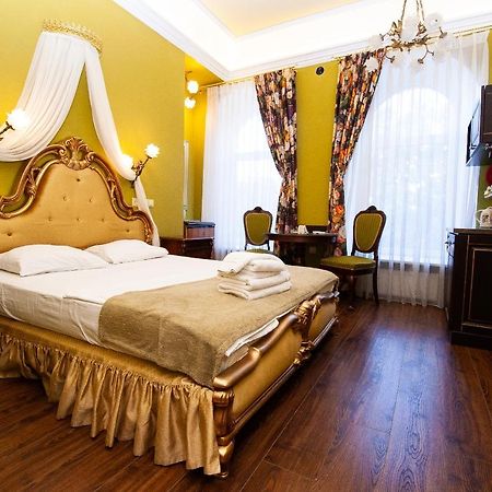 Art Suites Near Deribasovskaya โอเดสซา ภายนอก รูปภาพ